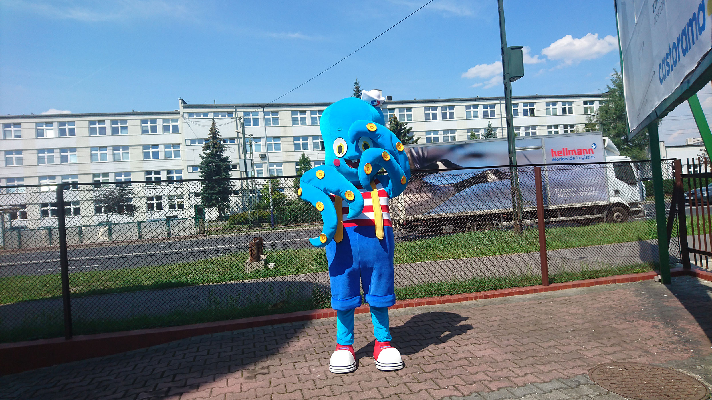 Niech się kręci. Jakie zmiany czekają stroje reklamowe Elabika? Ośmiornica